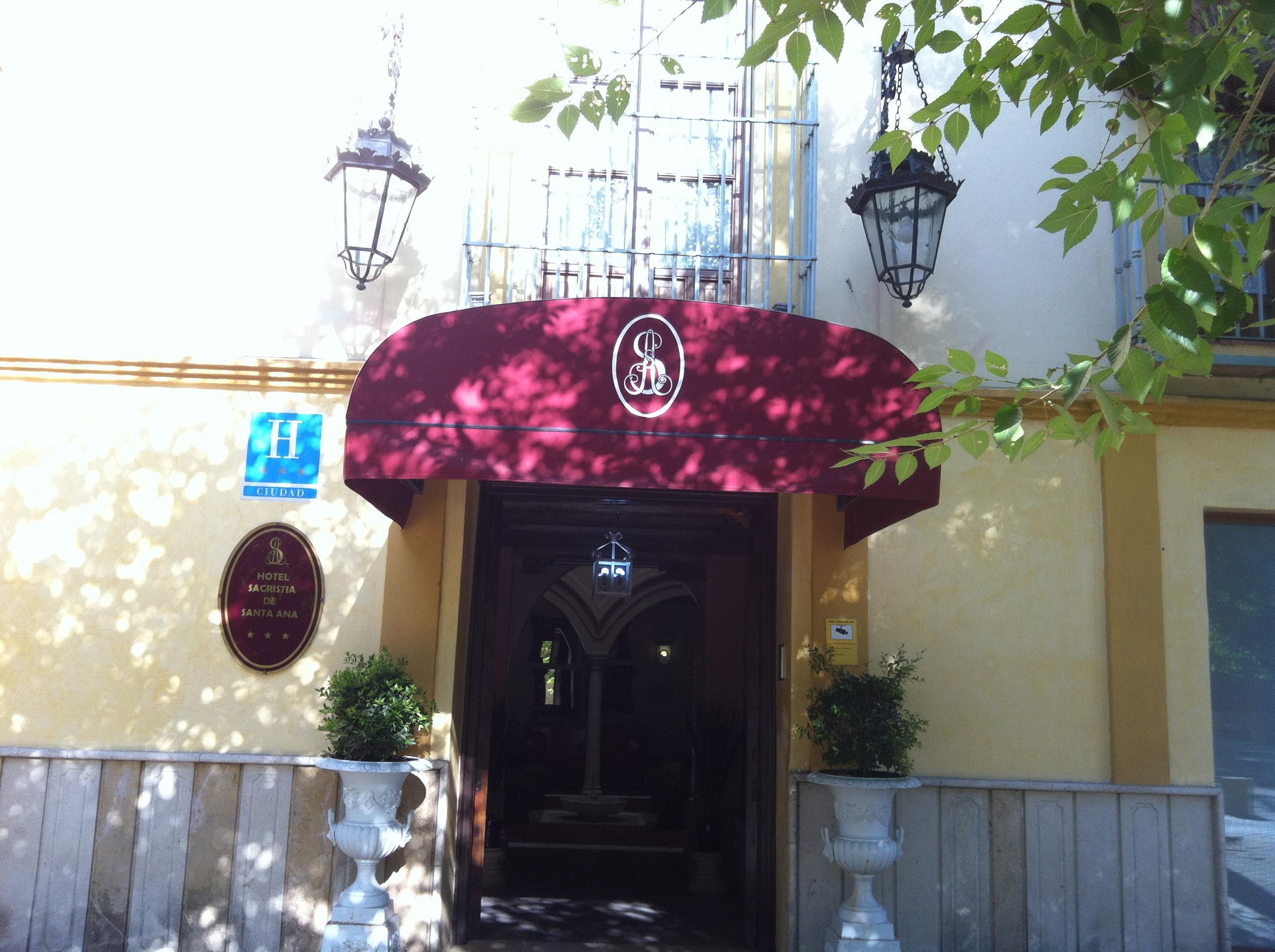 Sacristia De Santa Ana Hotel Севиля Екстериор снимка